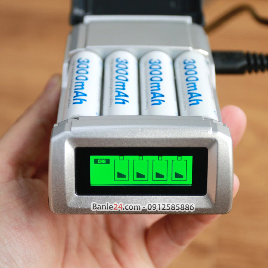 Bộ pin sạc AA/AAA và sạc nhanh, tự ngắt có màn hình cắm điện 220v