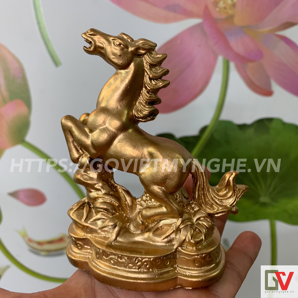 [HCM]Tượng Đá Trang Trí Ngựa Phong Thủy - Tượng ngựa phong thủy để bàn làm việc - Màu nhũ đồng - Cao 12cm
