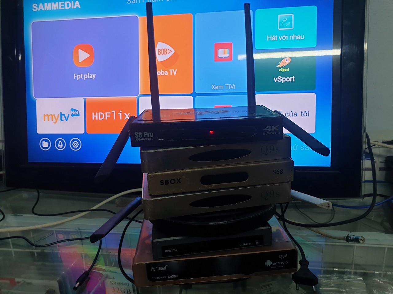 Đầu android tv box android 4.4.2 1g 90%