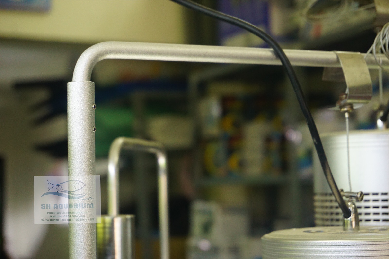 [HOÀN TIỀN 10%]GIÁ TREO ĐÈN NHÔM ĐƠN MUFAN