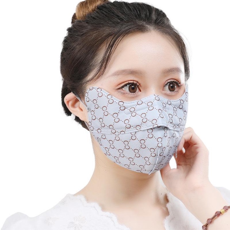 Combo 5 cái khẩu trang 3 lớp thoáng khí kháng khuẩn cao cấp