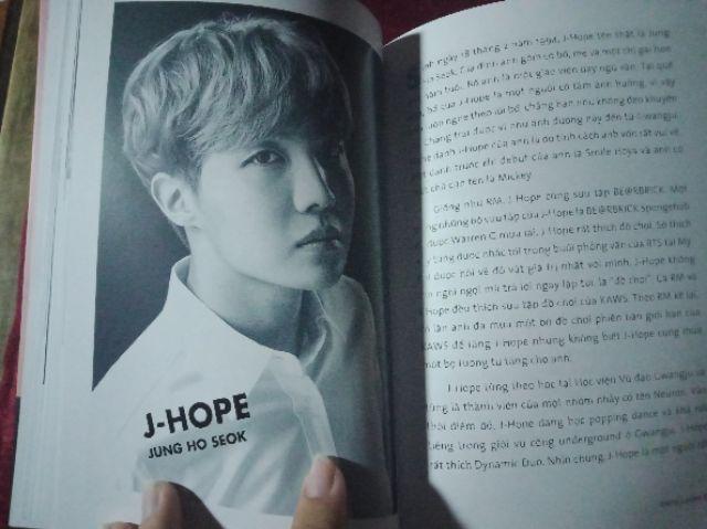 BTS -SÁCH Gửi Đến Những Bạn Trẻ Không Có Ước Mơ -TẶNG KÈM: 1 cuốn sổ trích dẫn những câu nói truyền cảm hứng của BTS tới các bạn trẻ và 1 postcard nhựa hai mặt thiết kế riêng