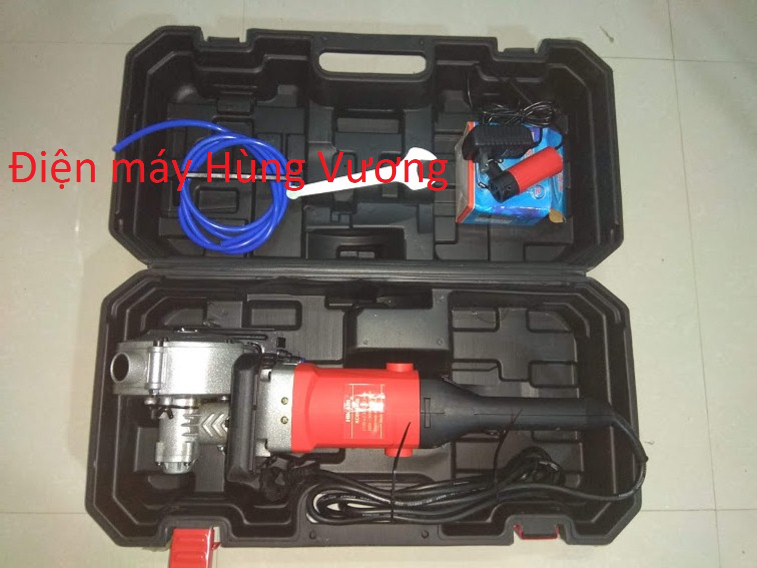 Máy cắt rãnh tường cầm tay Hikari Trung quốc KC05-156B màu đỏ tươi