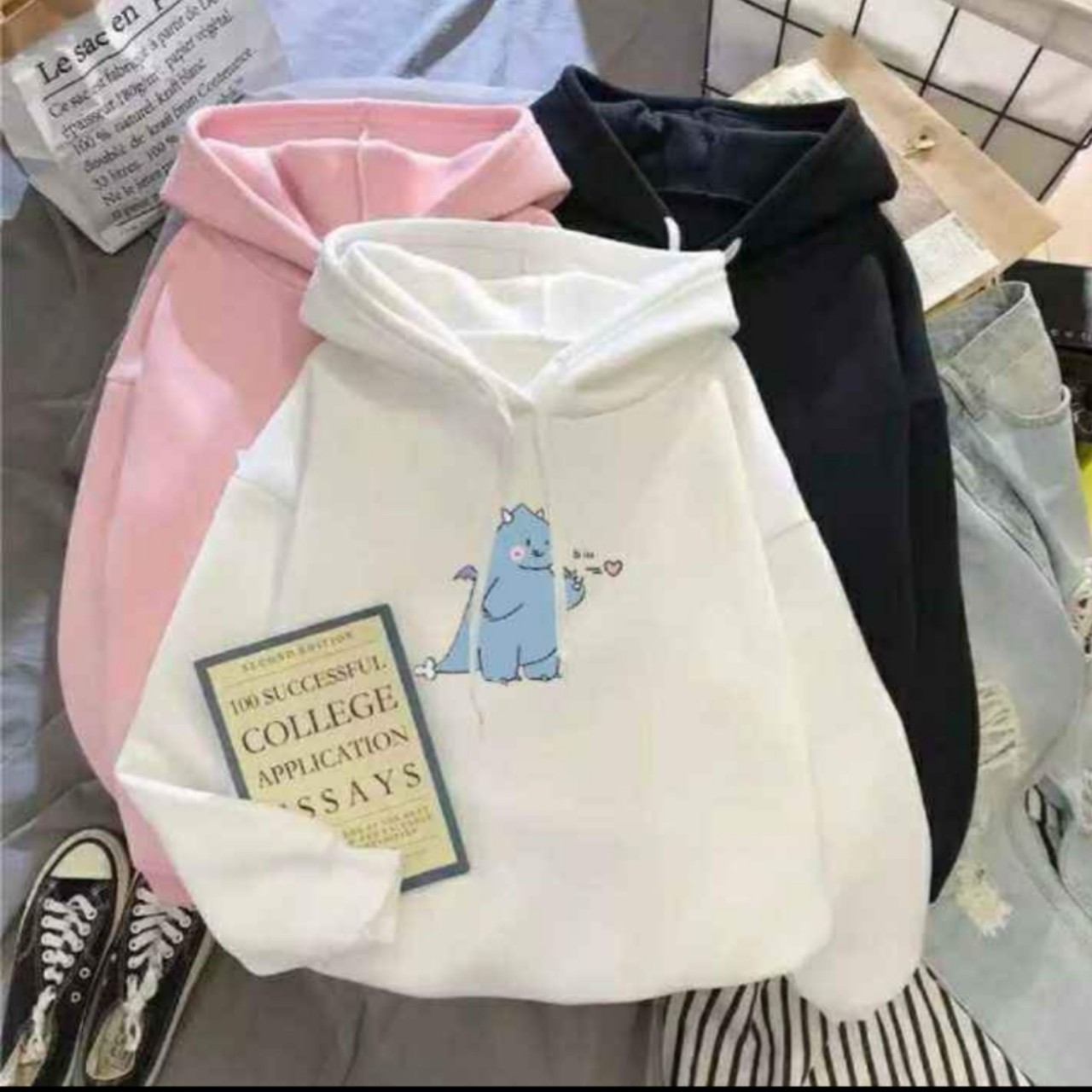 ÁO HOODIE NAM NỮ IN HỌA TIẾT CUTE MÀU SẮC ĐƠN GIẢN CHẤT VẢI DÀY ĐẸP ẤM ÁP TTT