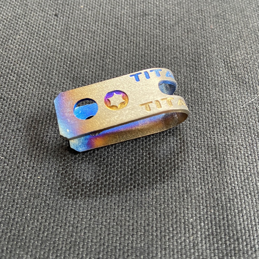 [HCM][ KHÔNG GIỮ LÀ MẤT] BÁT GIỮBÁT KẸP DÂY DẦU TITAN CHO NHIỀU LOẠI XE MÁY SIÊU GIỮ (100% TITAN )