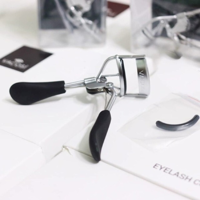 Bấm mi vacosi modern lash curler - cán đen