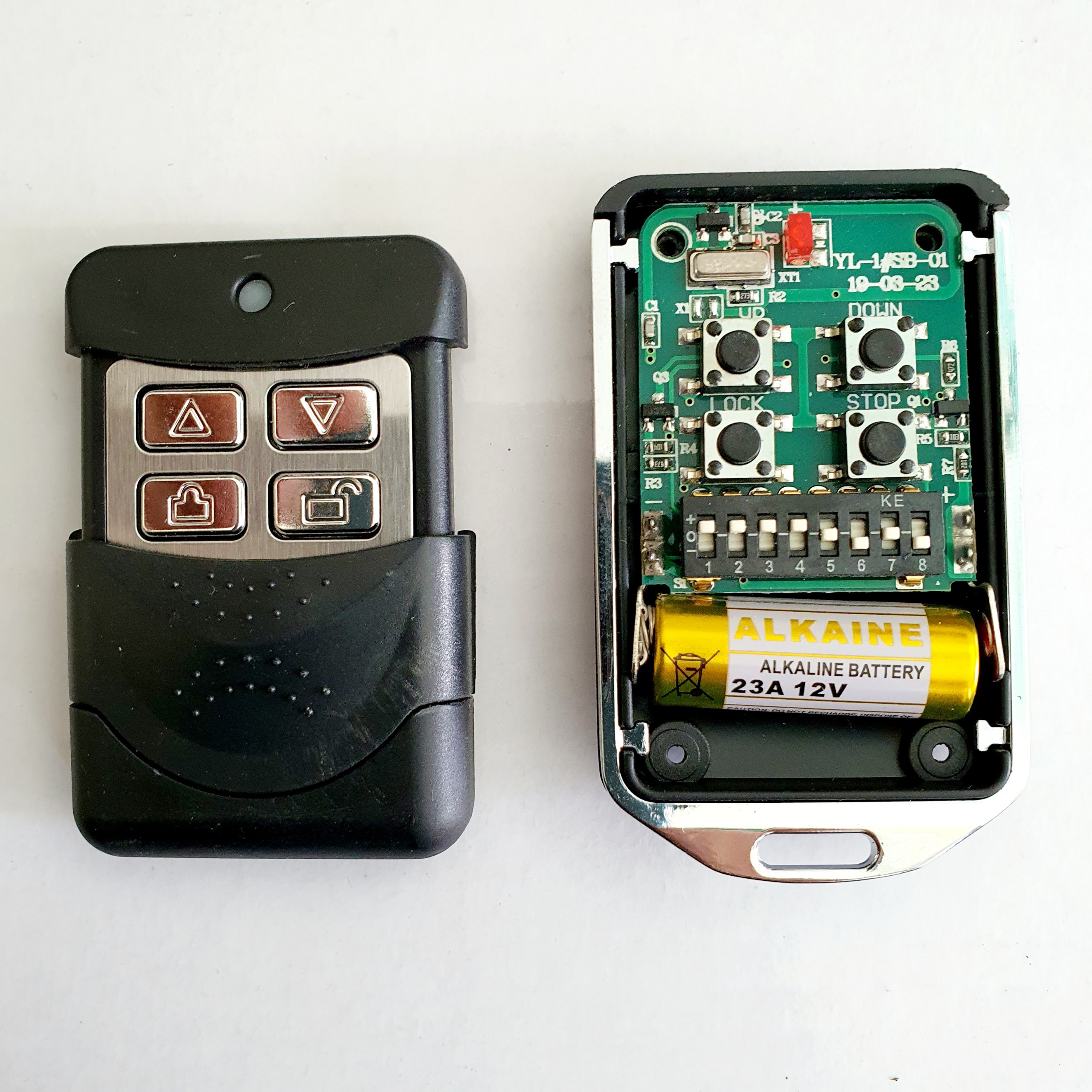 Remote cao cấp 433 Mhz  - Điều khiển cửa cuốn made in Taiwan 8 mã gạt 433mhz