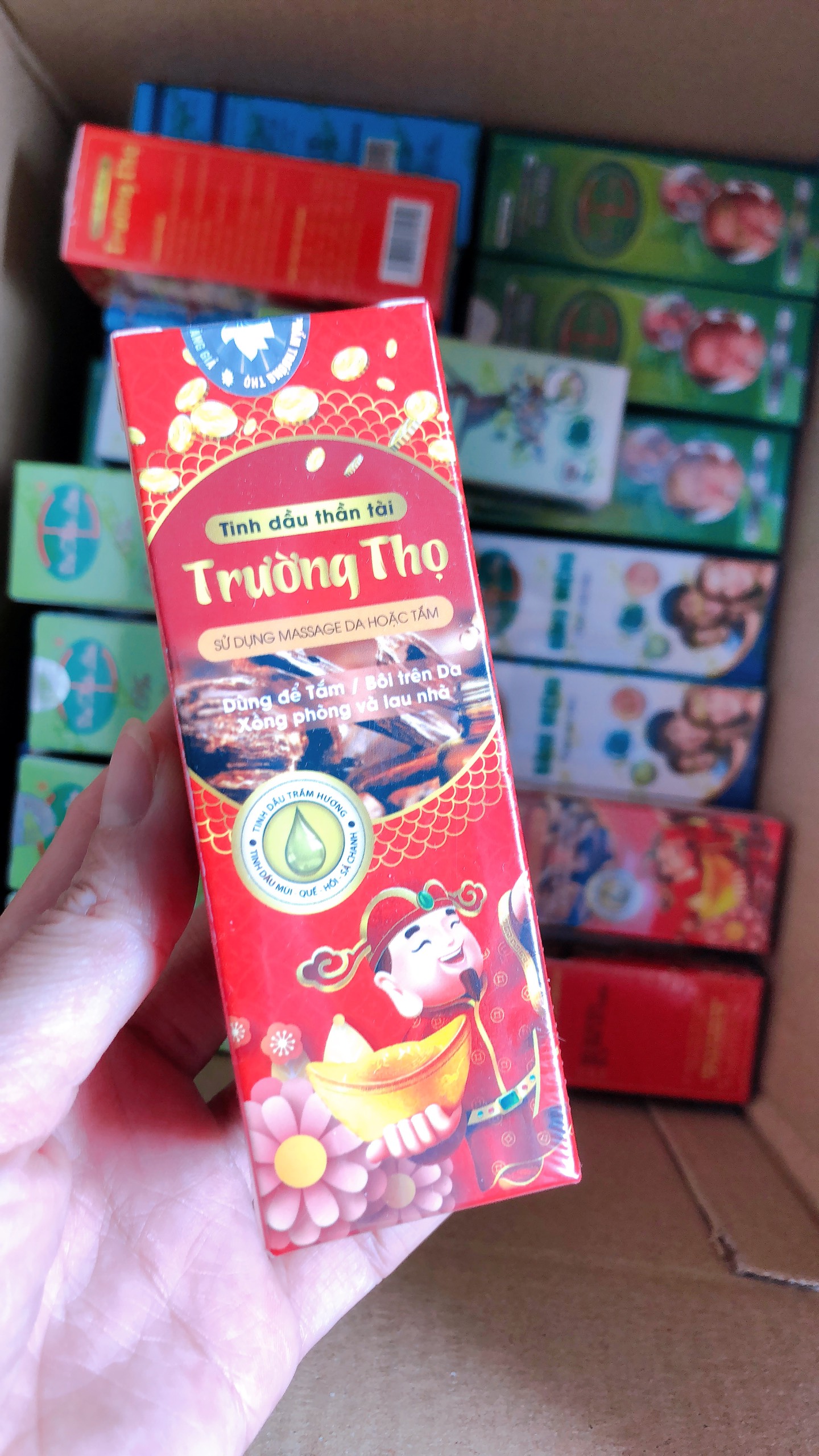 Tinh dầu thần tài trường thọ lau ban thờ hút tài Lộc may mắn