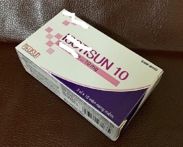 Isotisun 10 - đt các dạng mụn tr.ứng cá nặng dạng nang bọc.