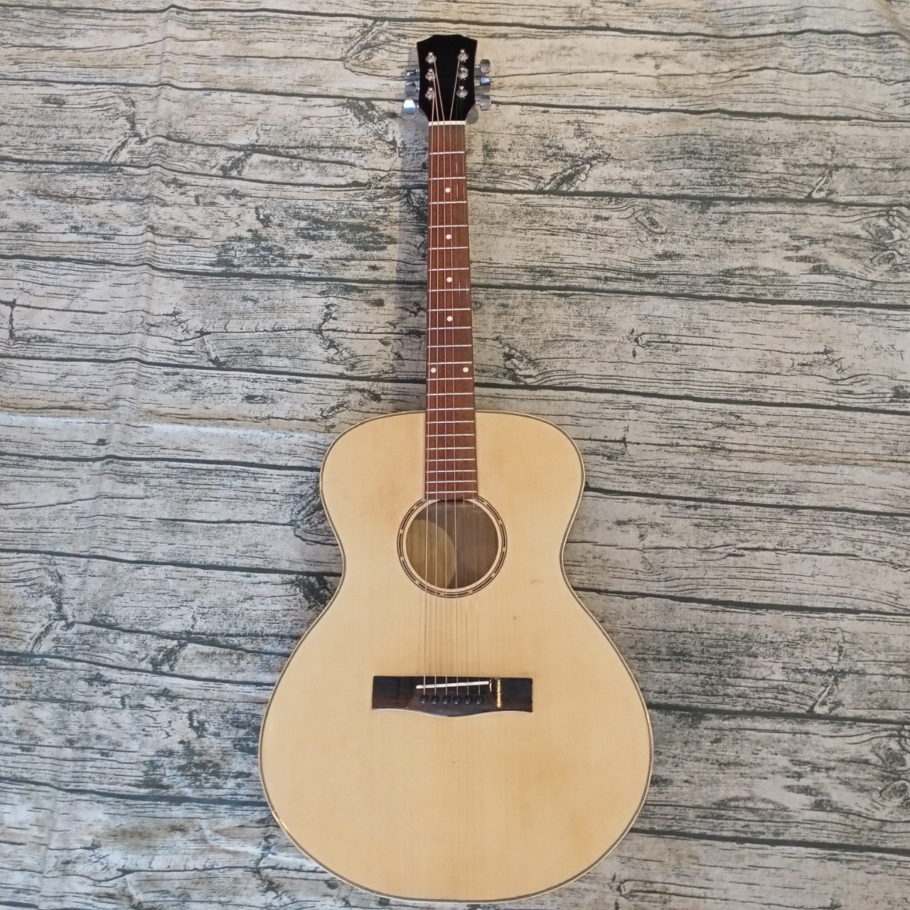 Đàn Guitar kiểu dáng Taylor,Đàn Guitar Acoustic dáng Taylor (Dáng đàn Grand Concert) chuyên dụng dành cho người mới chơi