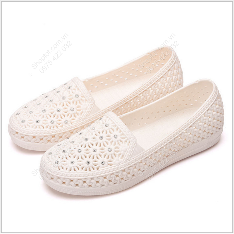 Giày lười nữ nhựa PVC rất mềm dẻo, chống thấm nước, đi êm chân