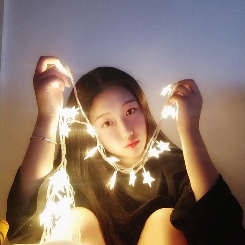Đèn led trang trí hình sao 6m với 40 bóng, 2 tính năng luôn sáng/ nhấp nháy