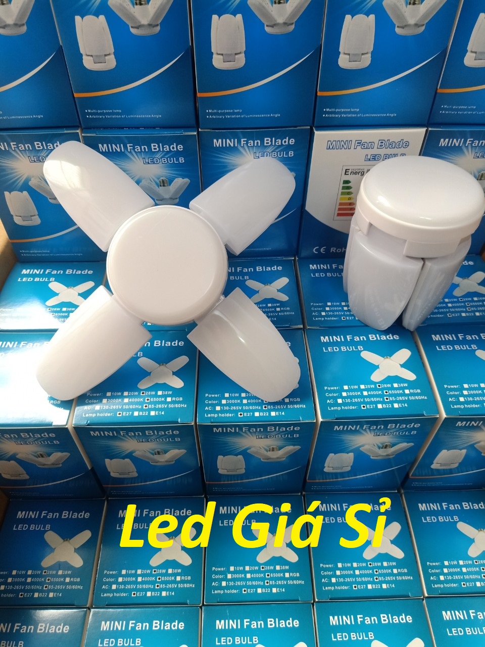 [HCM]Bóng đèn led 4 cánh mini siêu sáng - bảo hành 1 năm