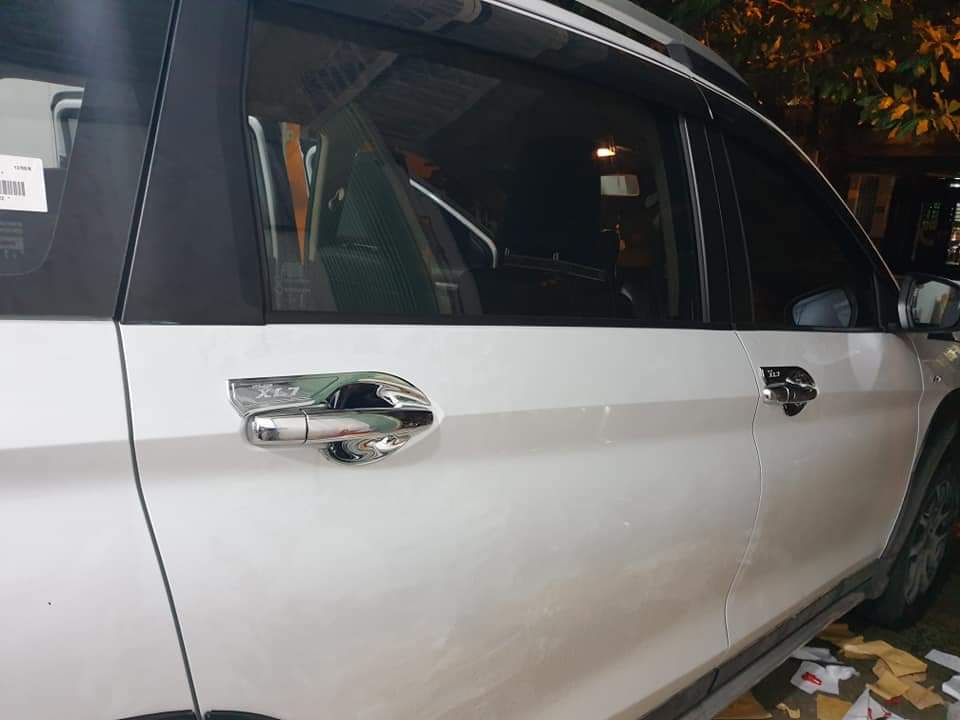 Tay hõm cửa XL7- Ốp tay hõm cửa mạ crom cho xe Suzuki XL7