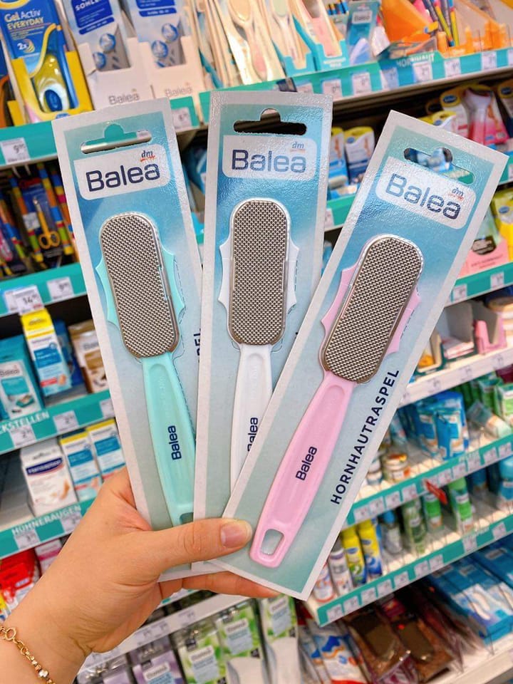 Dụng cụ gọt da chết gót chân balea