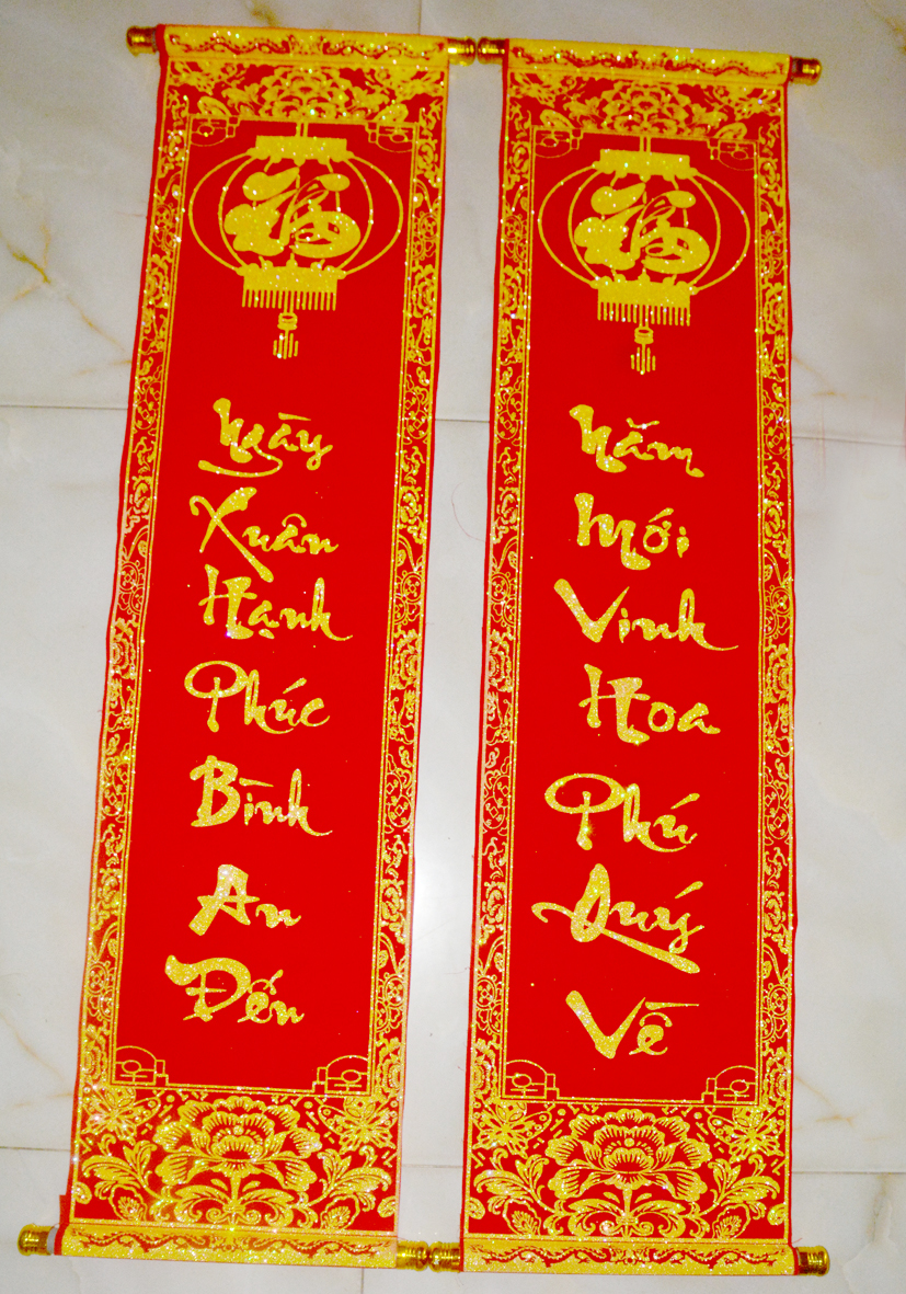 [HCM]Cặp liễn nhung câu đối đỏ trang trí-Ngày xuân hạnh phúc bình an đến-khổ 22x70cm