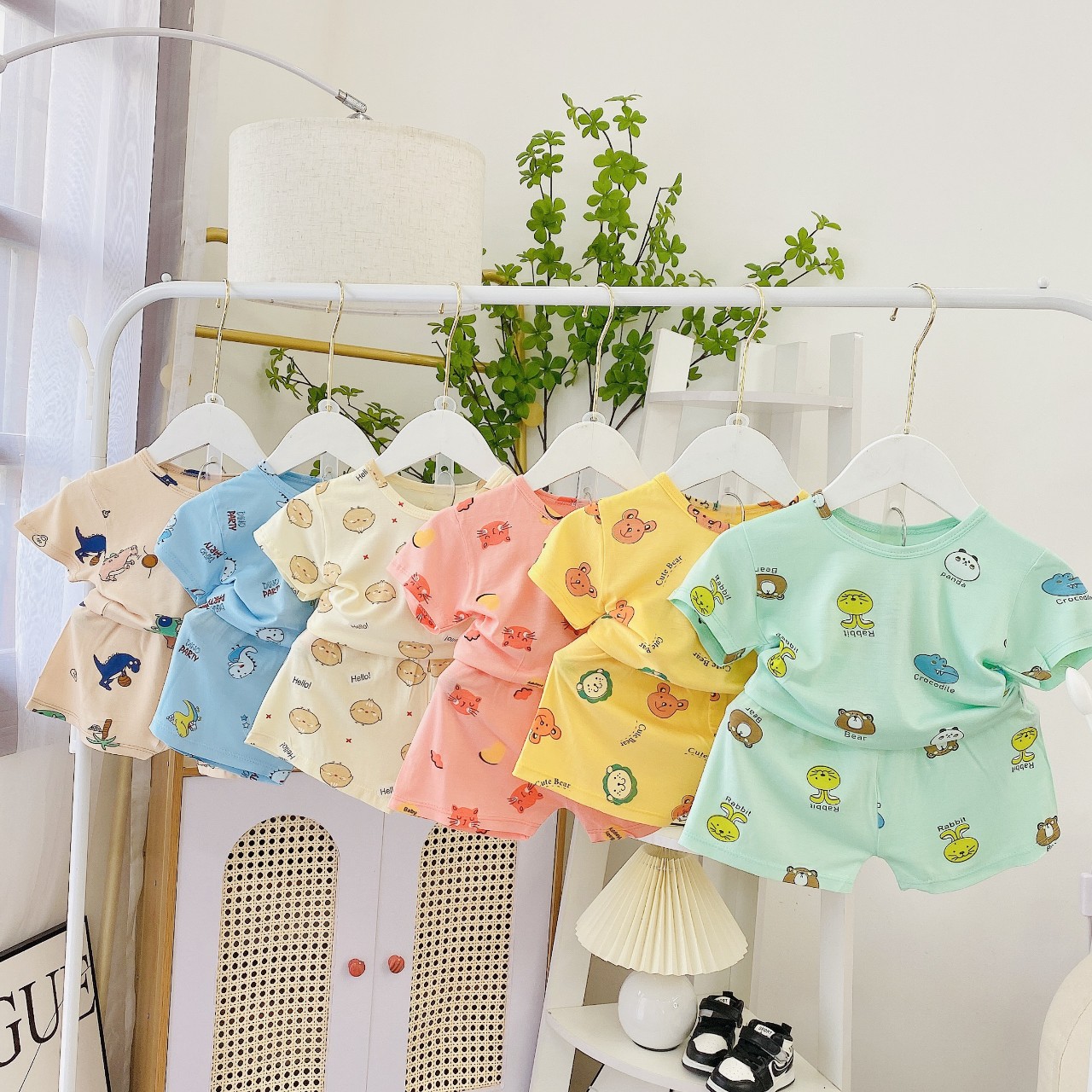 Bộ cộc tay chất thun lạnh mềm mịn, thoáng mát cho bé trai, bé gái đáng yêu từ 5 – 16kg