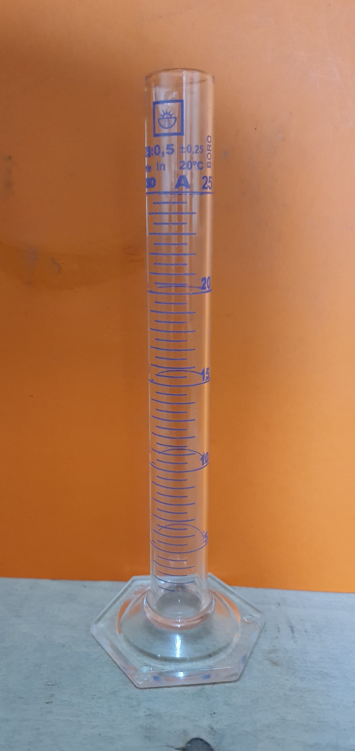 2 cái Ống đong thủy tinh 25ml phòng thí nghiệm Eu/Simax