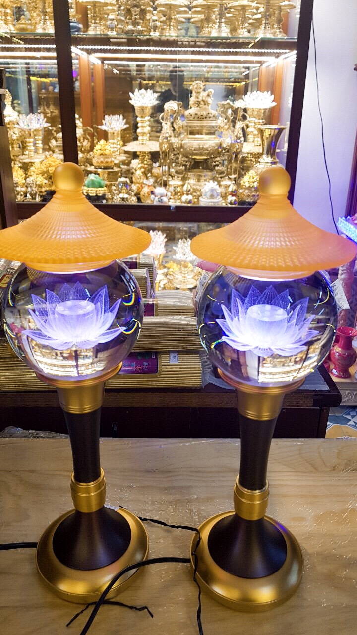 [Đèn thờ trang trí] Đèn hoa sen hình cầu chân đồng Đài Loan, nắp lưu ly sang trọng