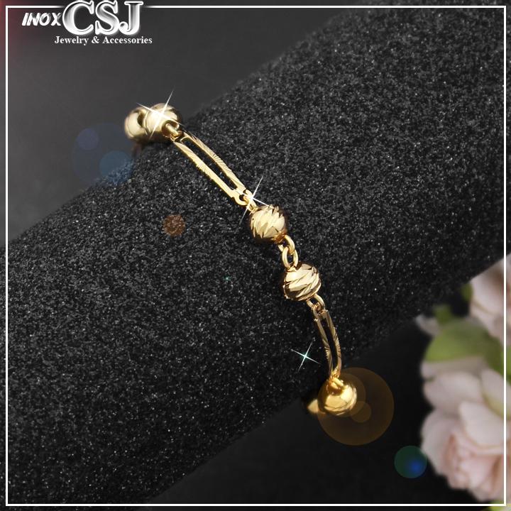 Lắc tay nữ bi inox mạ vàng chạm máy cách điệu LT381