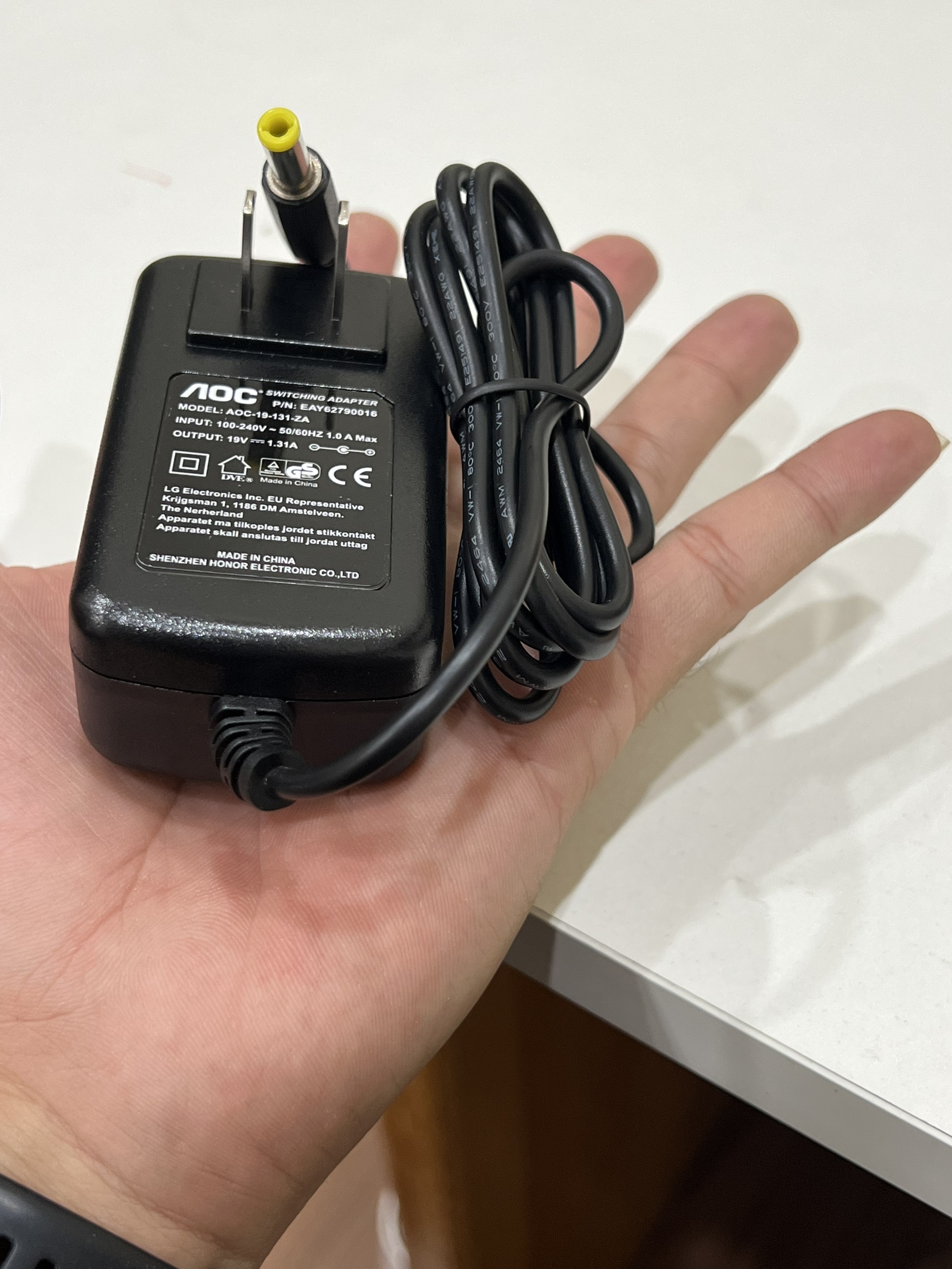 Adapter màn hình aoc 19v