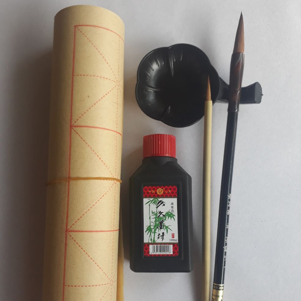 Khuyến mãi com bo bộ tập viết thư pháp.giá 100k/ 1 bộ, gồm có: