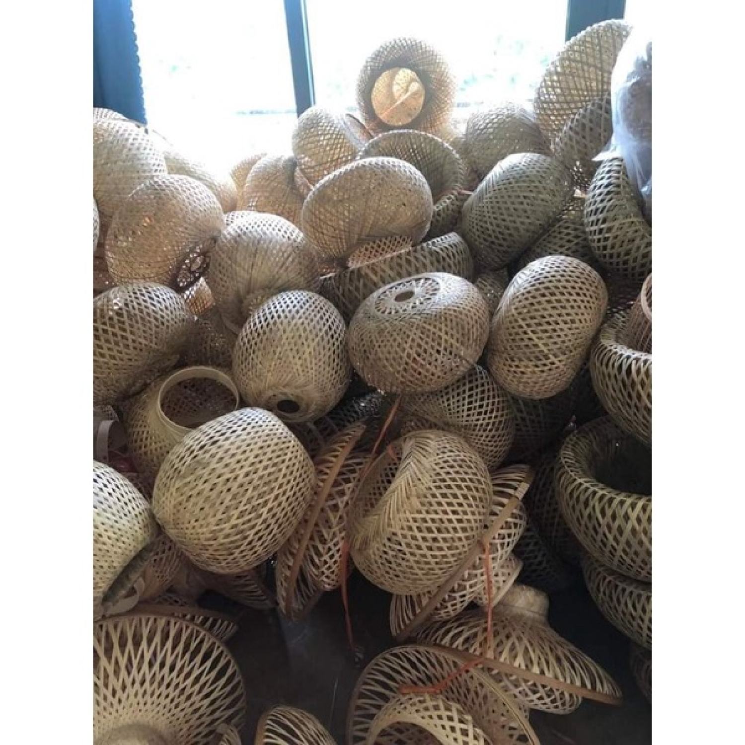 Xả đèn mây tre đèn lồng mây tre đèn thả mây tre trang trí decor quán cafe