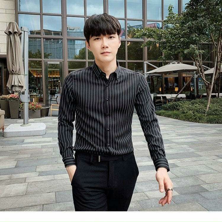 Áo sơ mi họa tiết kẻ sọc nam chất liệu vải lụa cotton cao cấp, thiết kế phong cách thời trang, màu sắc trẻ trung năng động, hang mới về
