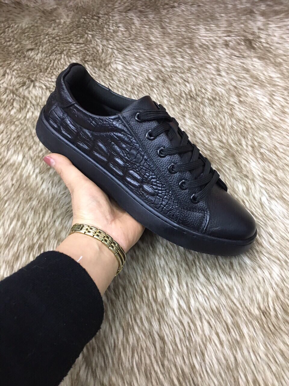 Tổng hợp Giày Louboutin Nam Buộc Dây giá rẻ, bán chạy tháng 2/2023 - BeeCost