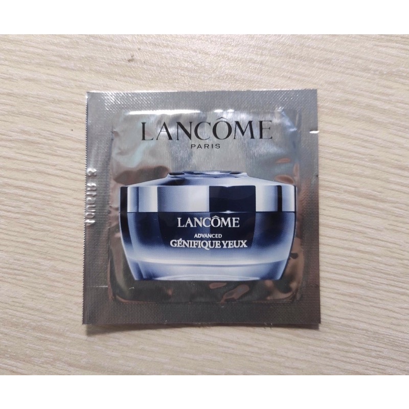 1 gói kem mắt Lancome kem dưỡng mắt chống lão hoá mờ thâm nhăn tan bọng mắt 1ml