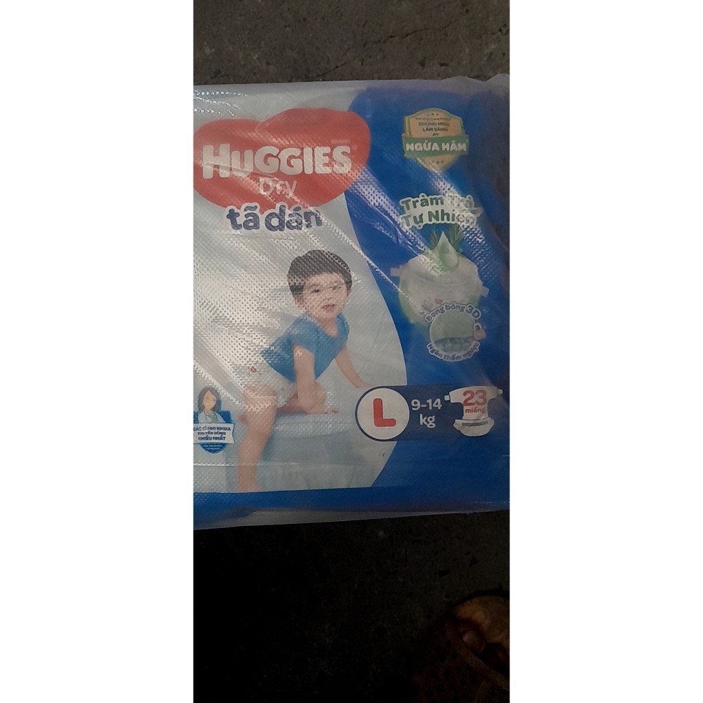 Tã dán huggies dry hương tràm trà l23 - hsd luôn mới