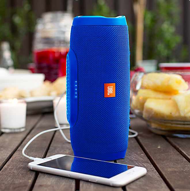 Loa Bluetooth JBL Charge 3 -  Bass Mạnh, Công Suất Lớn - Loa nghe nhạc, Karaoke - Kết nối nhanh  Bluetooth 4.1, với điện thoại, máy tính - Pin Li-on 6000mAh - 20h chơi nhạc - Kháng nước IPX7-Màu Sắc Đa Dạng Trẻ Trung.