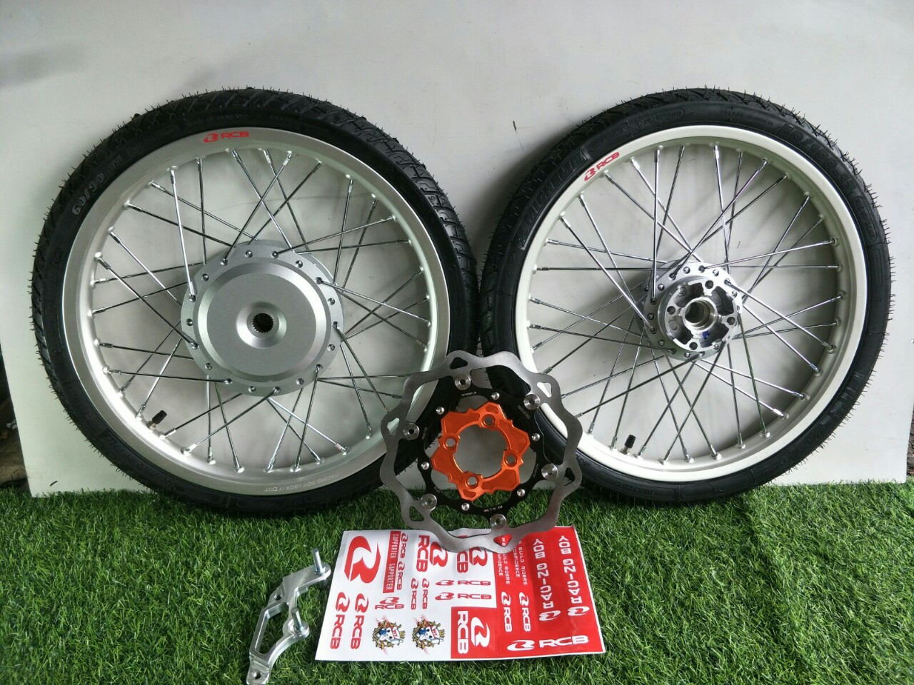 [HCM] CẶP BÁNH CĂM VARIO VISON AB NIỀNG NHÔM RCB 1.4 1.6 FULL VỎ MICHELIN 50 60 & KÈM ĐĨA KTM  PÁT TÙY XE