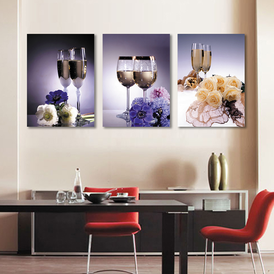 Tranh dán tường phòng ăn ly rượu hoa tím đẹp, tranh 3D hiện đại