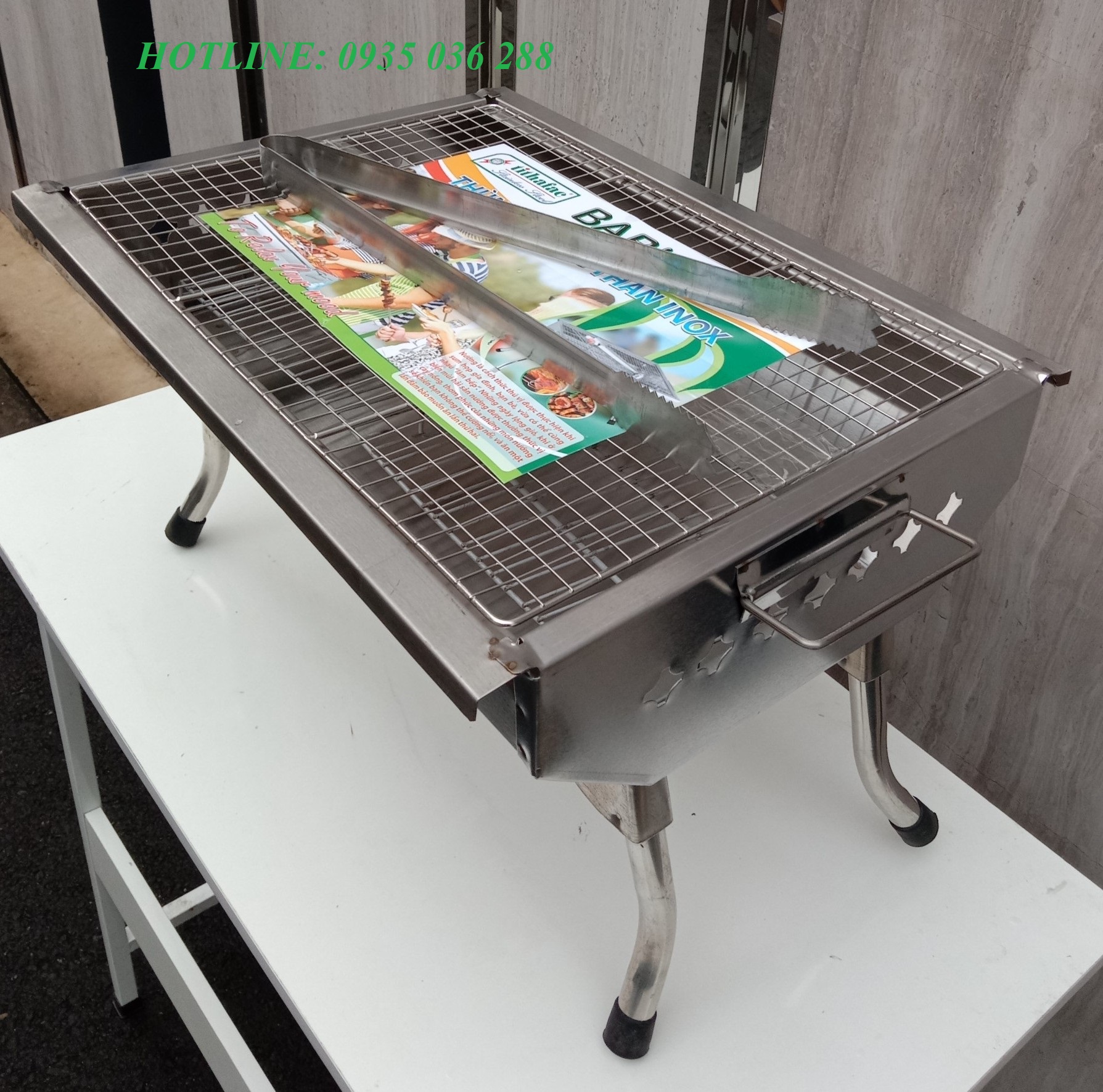 Bếp nướng than ngoài trời inox Loại chân cao xếp gọn Dài 48 x Rộng 35 cm x Cao 30 cm , tặng kèm gắp đồ nướng