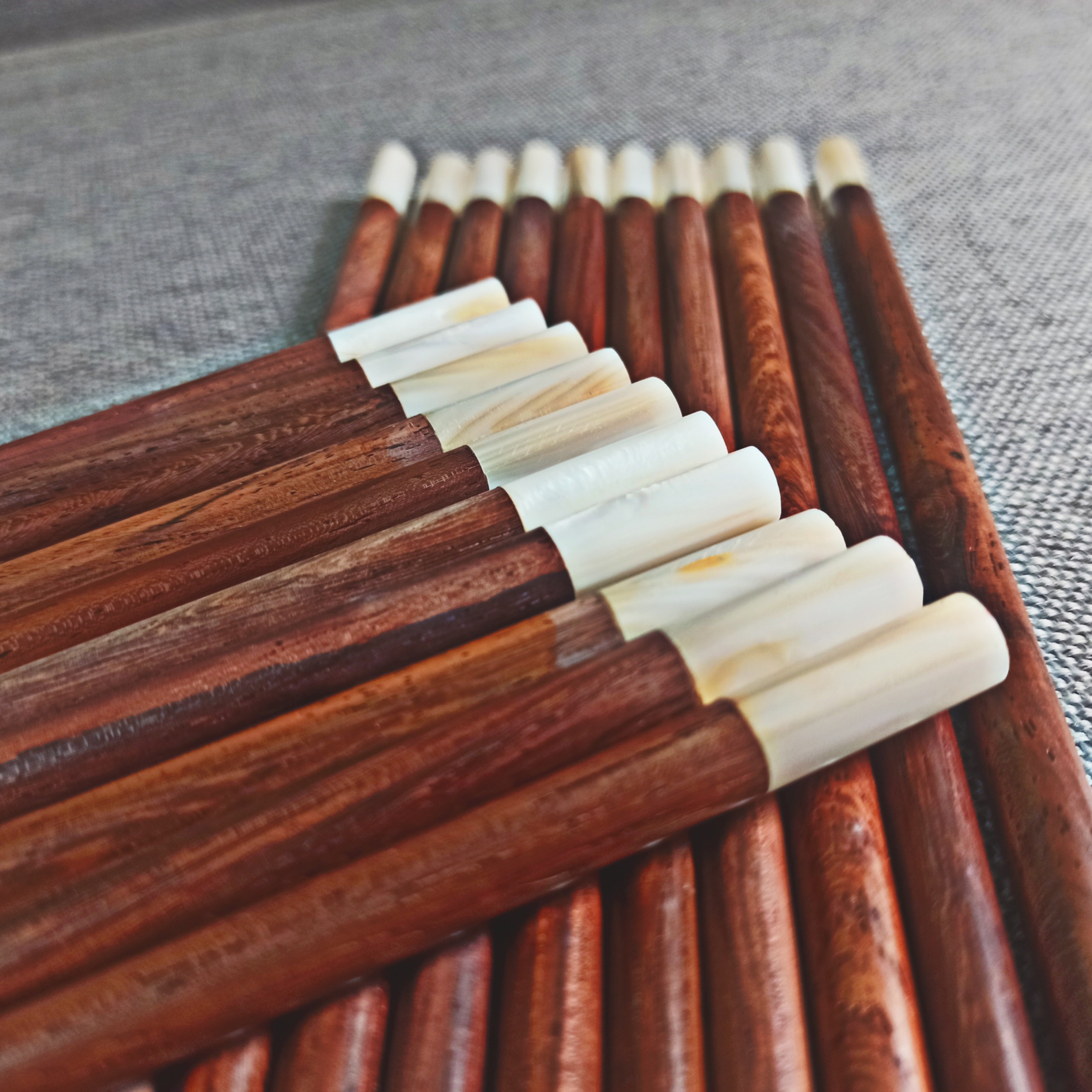 Đũa khảm - bộ đũa gỗ hương - bộ 10 đôi gỗ khảm cao cấp
