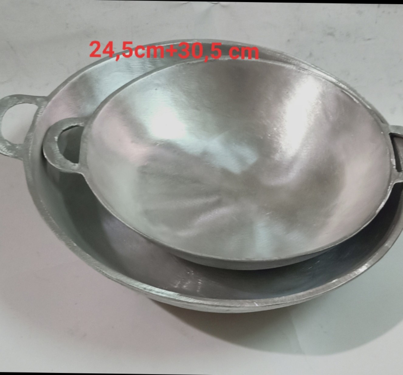 COMBO 2 CHẢO GANG 26 CM VÀ 30 CM ĐÃ ĐƯỢC MÀI TRÀ