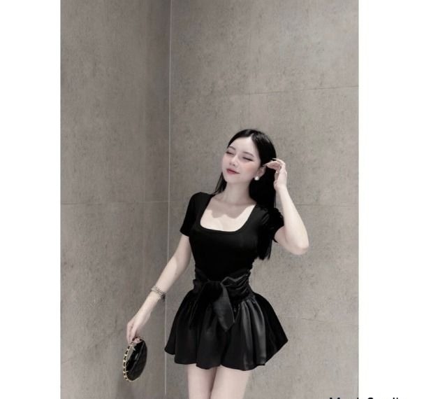 Đầm tiểu thư dáng xòe, cổ vuông gấu bồng xòe xinh xắn