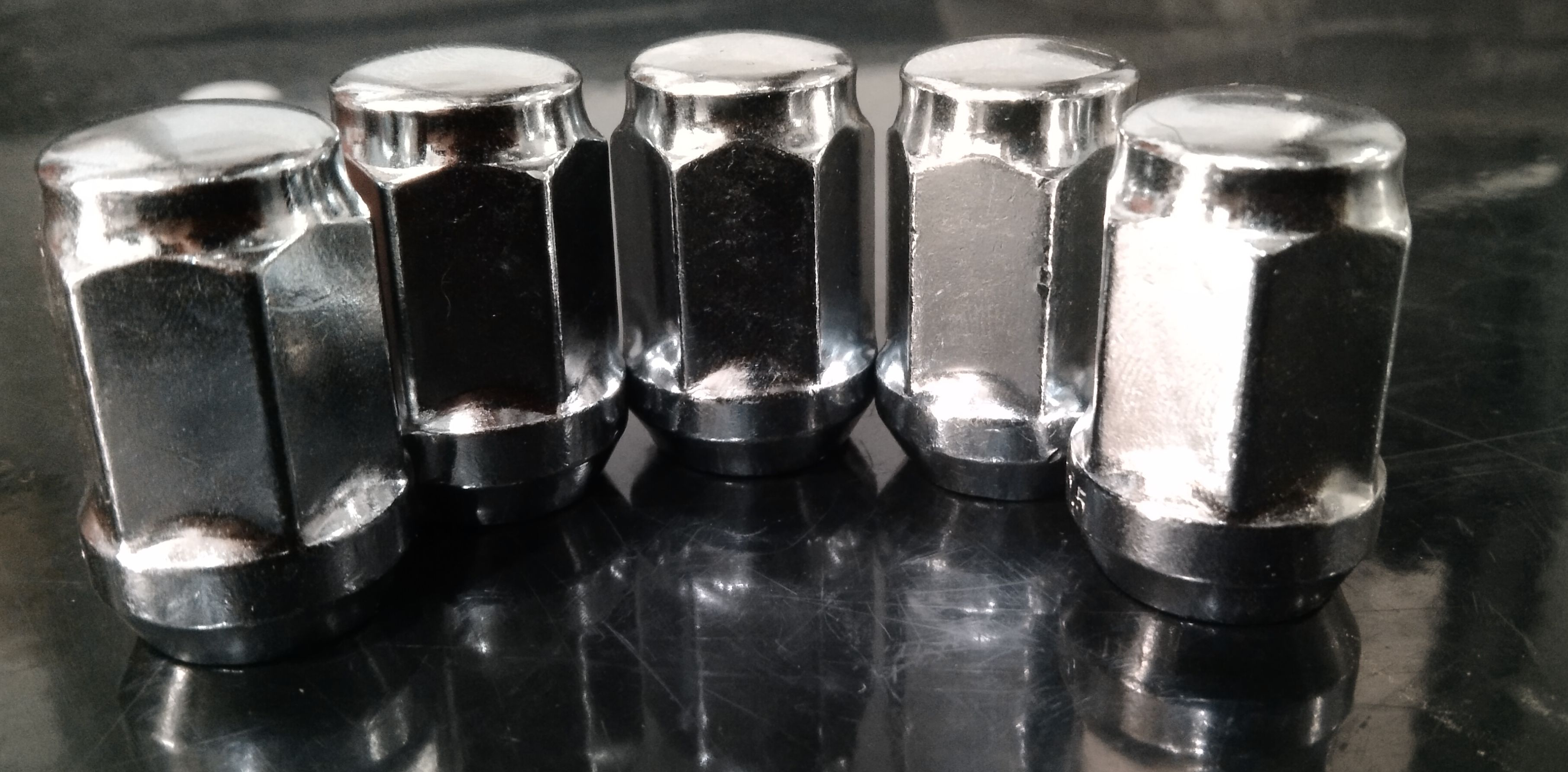 Đai ốc, bu lông bánh xe ô tô, xe hơi - Đường kính 12x1.5 - Tuýp 19