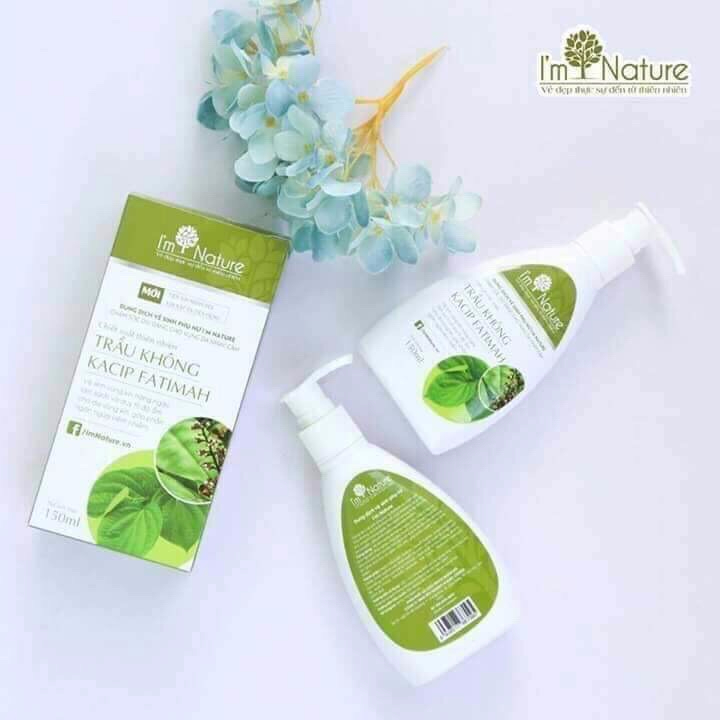 Nước rửa vệ sinh phụ nữ trầu không mẫu mới , dung dịch vệ sinh trầu không 150ml