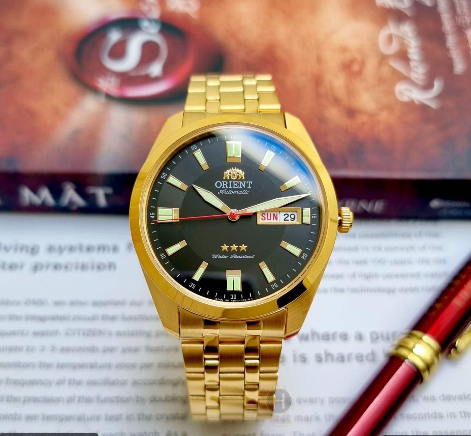 Đồng hồ Nam chính hãng Orient 3 Sao SAB0C001B8/SAB0C001B8-B Size 39,Mặt đen,Lịch-Máy cơ tự động Automatic-Dây kim loại mạ vàng cao cấp