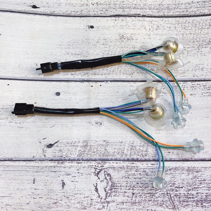 Bộ đuôi đèn, chui đèn trước xe Wave Anpha 2bóng & 1bóng kèm chui xi nhan