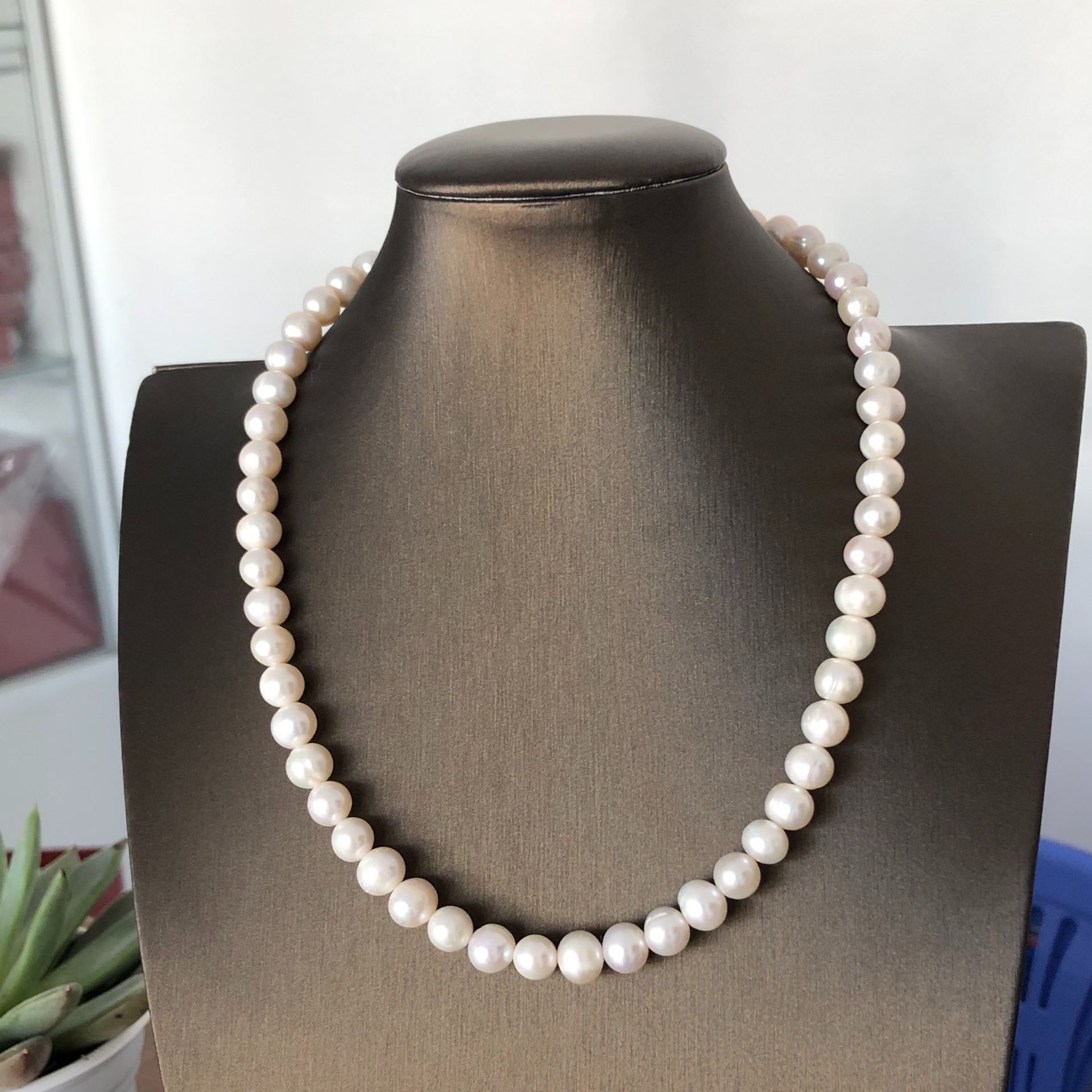 Vòng Cổ Ngọc Trai Thiên Nhiên Hạt Ngọc ovan 8mm phù hợp mặc cùng áo dài, đồ đi tiệc, đồ đi làm, đi chơi, Ngọc trai cn2