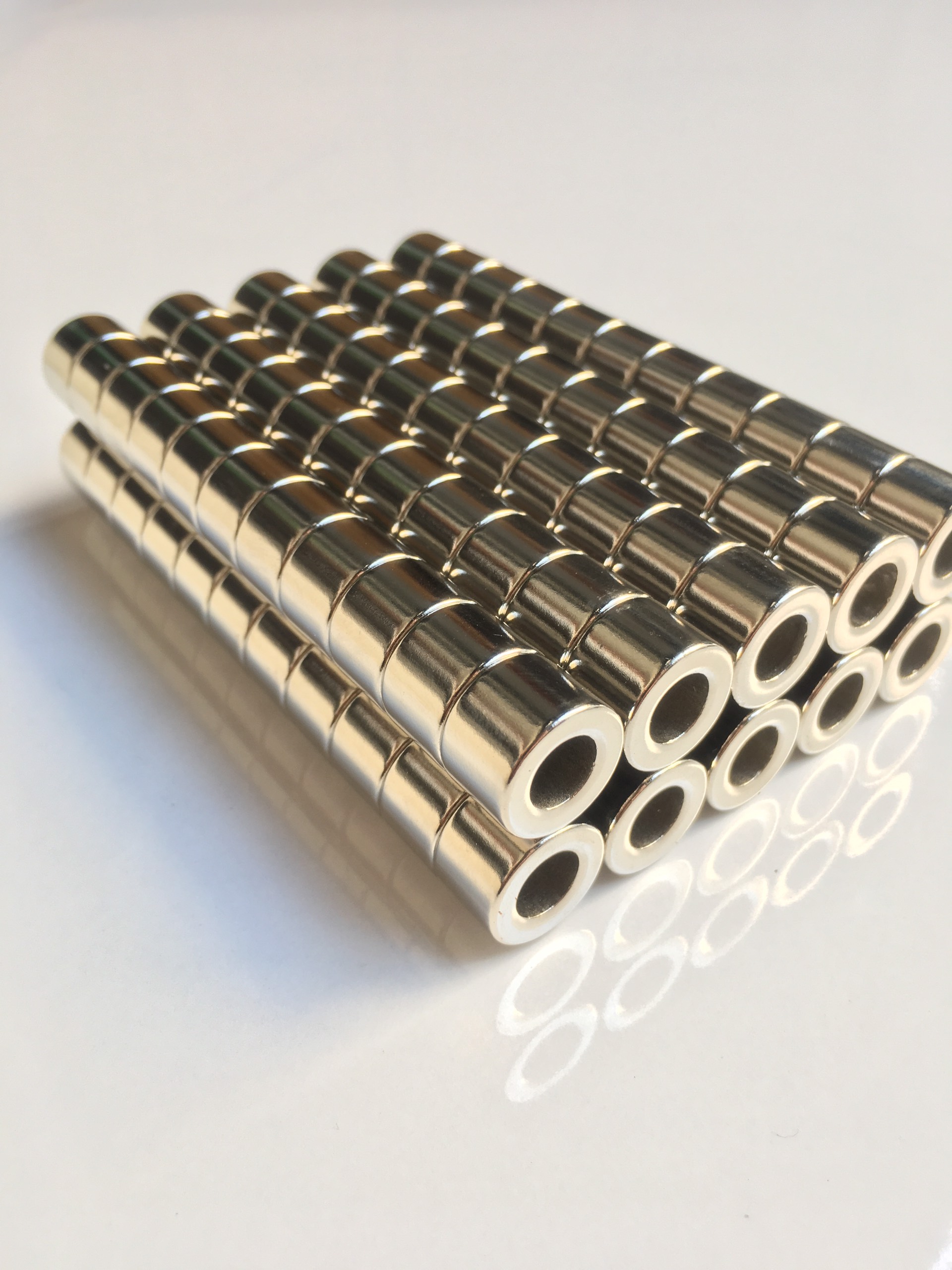 [HCM]Viên nam châm đất hiếm NdFeB Ø 15x10mm lỗ M8 nam châm hình nhẫn