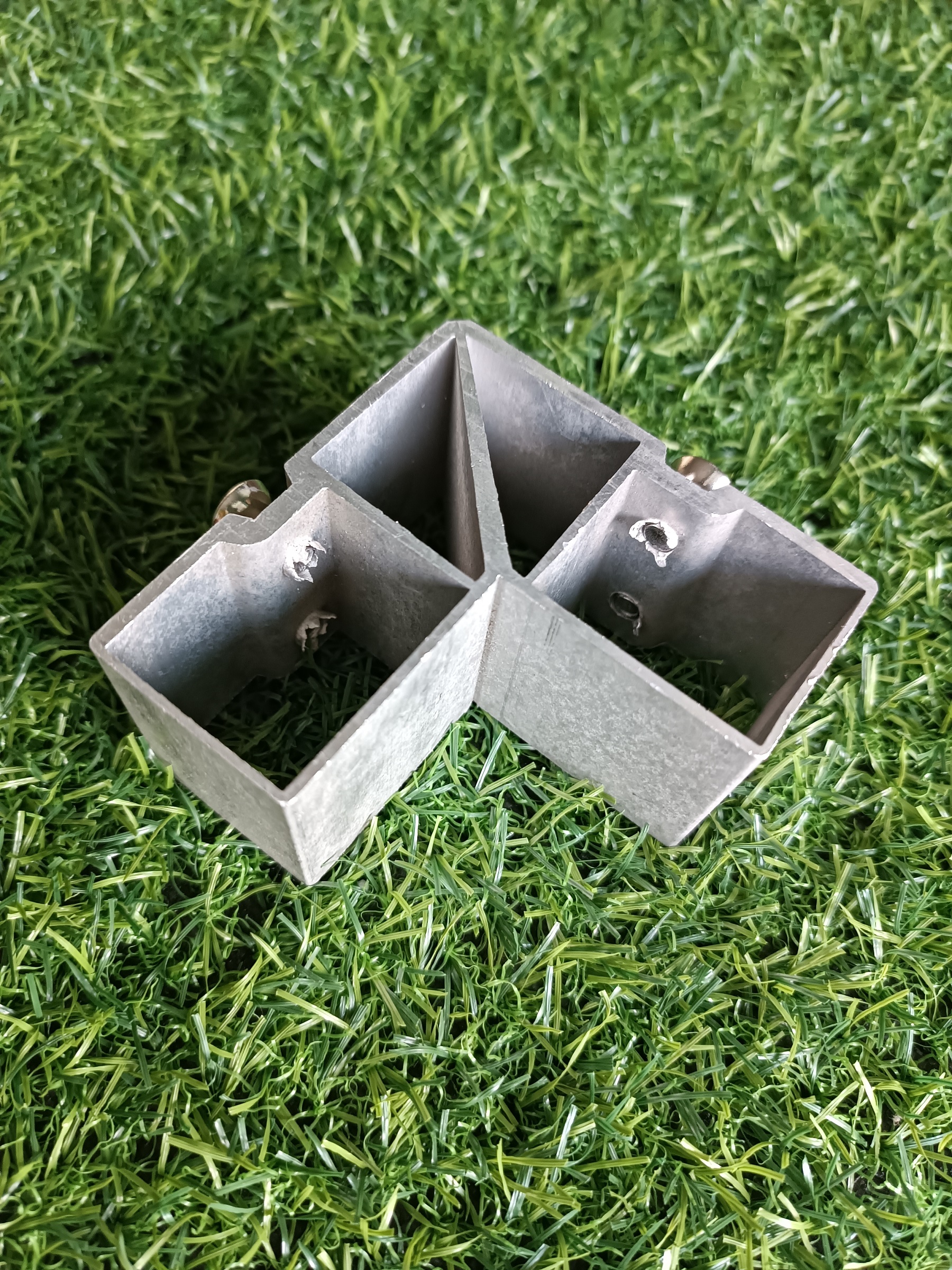 Combo 04 cái ke vĩnh cửu khung bao cửa đi kèm vít