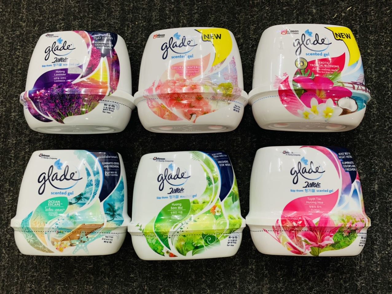 Sáp thơm Glade ( hương ngẫu nhiên) 180g