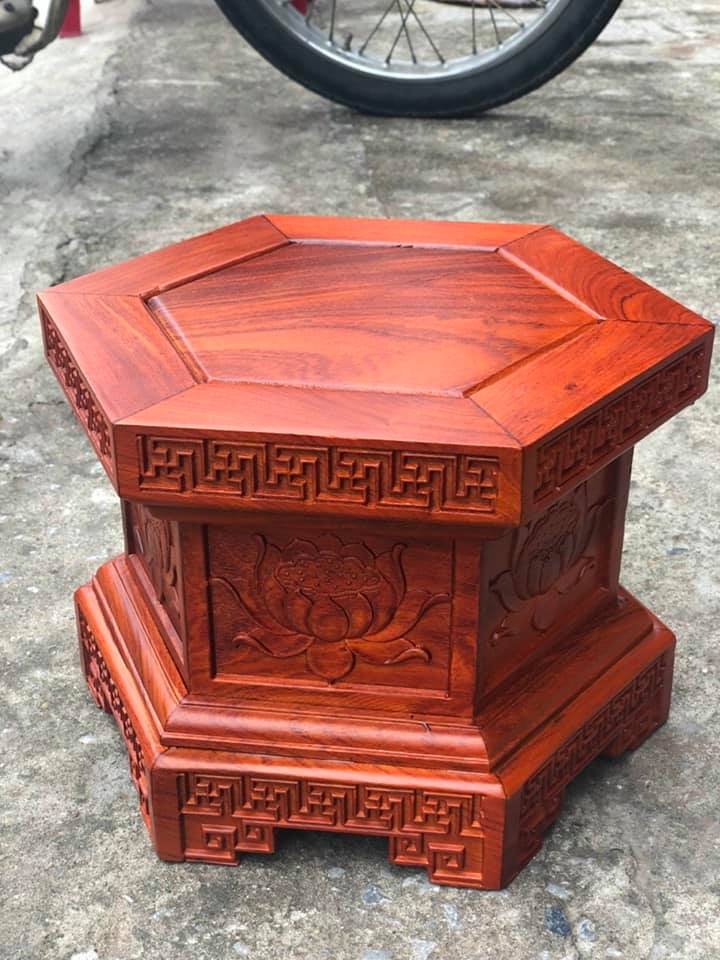 chân loa kích thước sản phẩm rộng 25 cm cao 20 cm gỗ hương