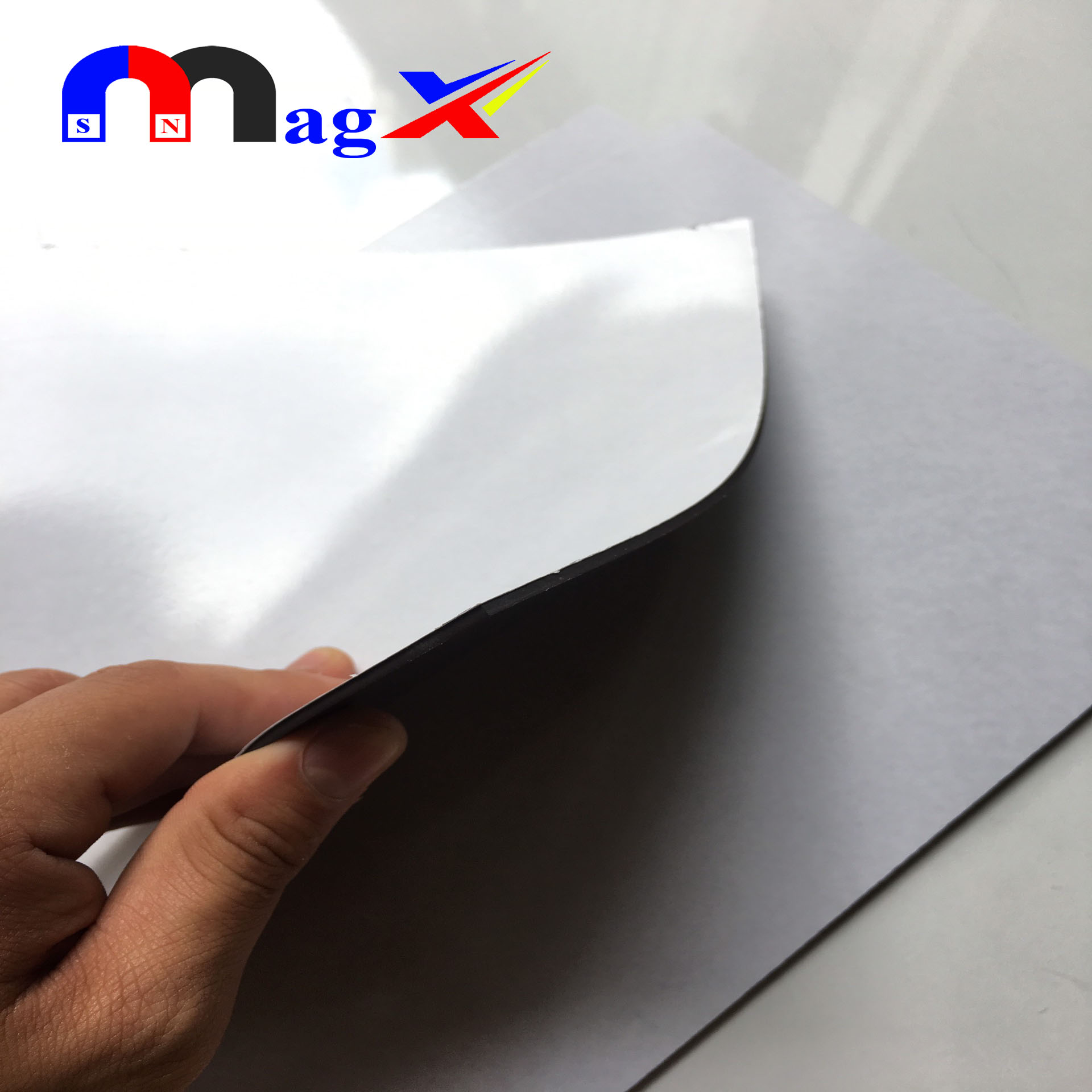 [HCM]Nam Châm Dẻo Tấm A4 - Dày 1.0mm Phủ Băng Keo 2 Mặt