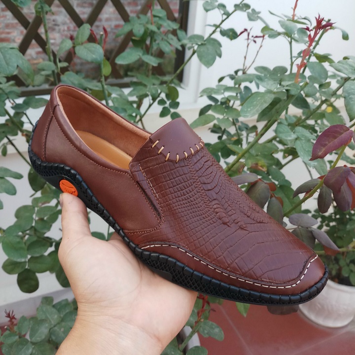 [HCM] Giày lười nam da bò dập tay cá sấu đế cao su mềm khâu liền thân da và đế mang êm chân