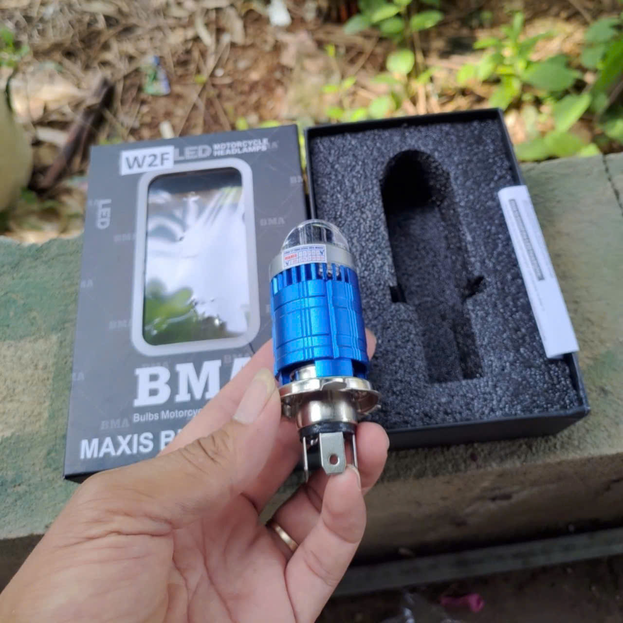 Đèn LED Pha Bi Cầu W2F BMA , 50W Chân H4 Lắp như zin Các Dòng Xe Máy, Ô Tô , đèn sài được cả điện máy và điện bình Giá 279,000 Đồng*Miễn phí vận chuyển